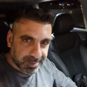 הלוגו של היום