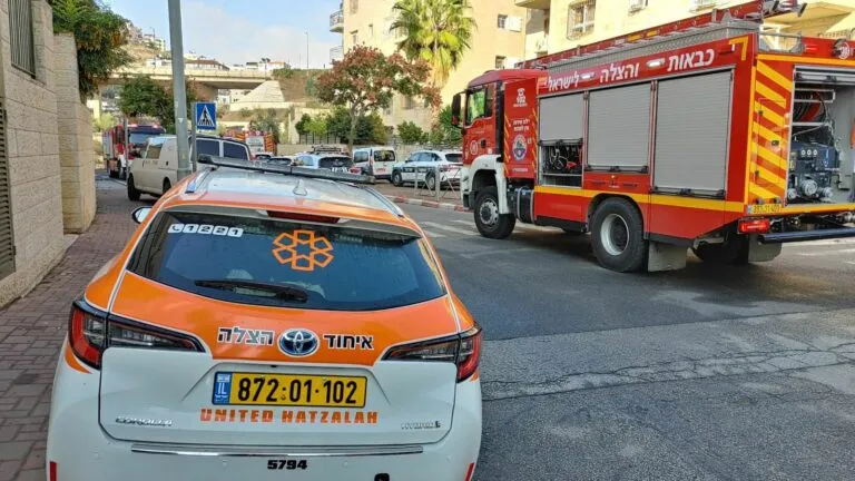 בית חנינא: ארבעה נפגעים כתוצאה מפיצוץ ושריפה (תמונה 2 מתוך 4)