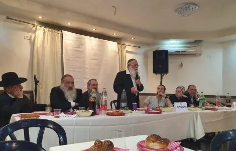מרגש! ספר תורה לעילוי נשמת התינוק הקדוש