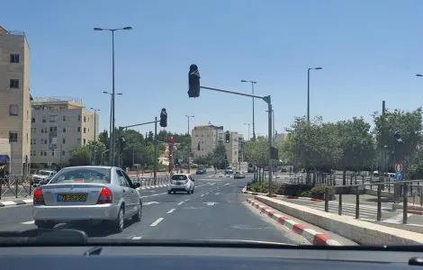 עדכוני תנועה בפסגת זאב - יש מוצא לקראת שנת הלימודים המתקרבת