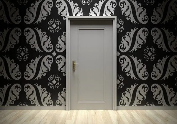 door-1756962_640